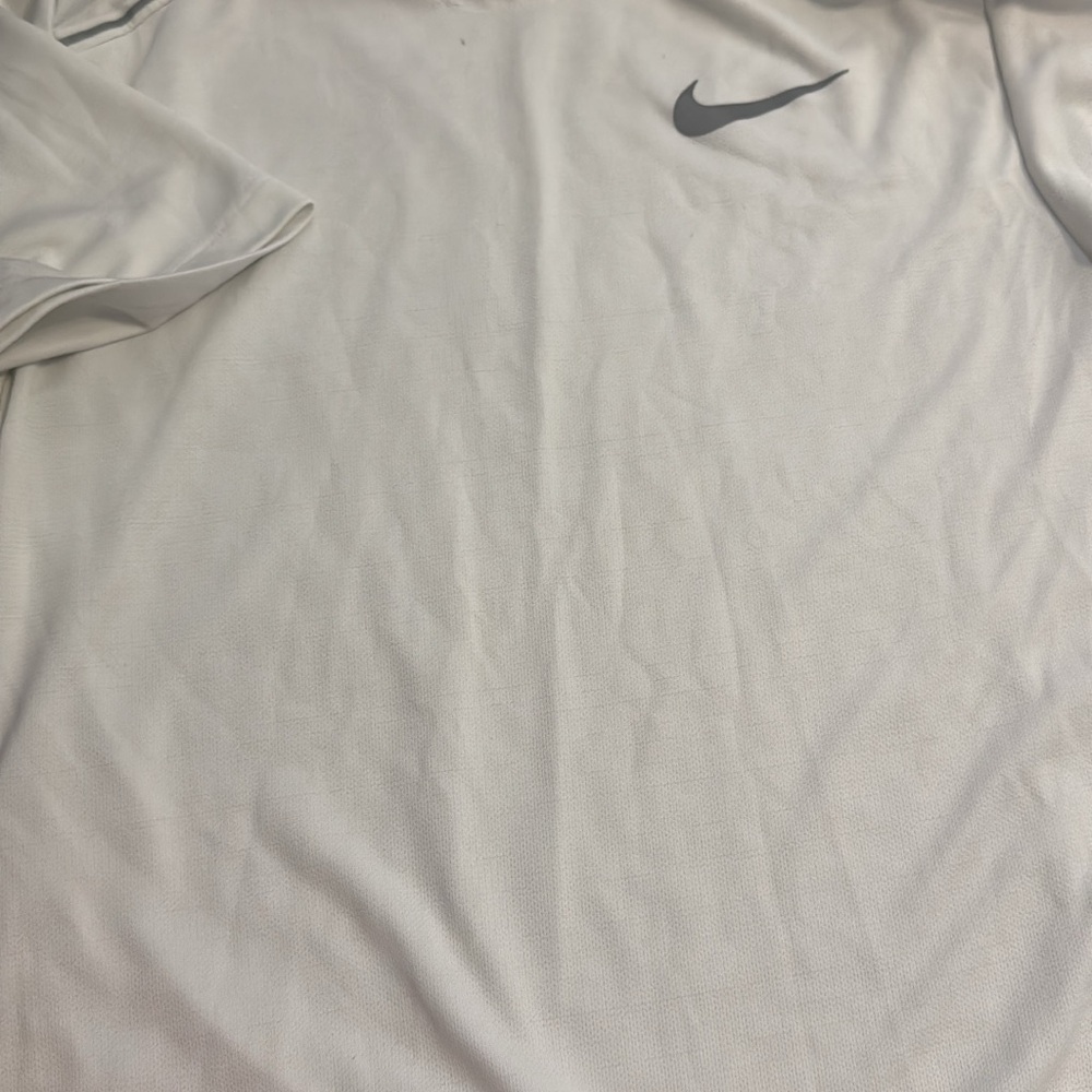 Nike Men's Light Gray Polo Shirt